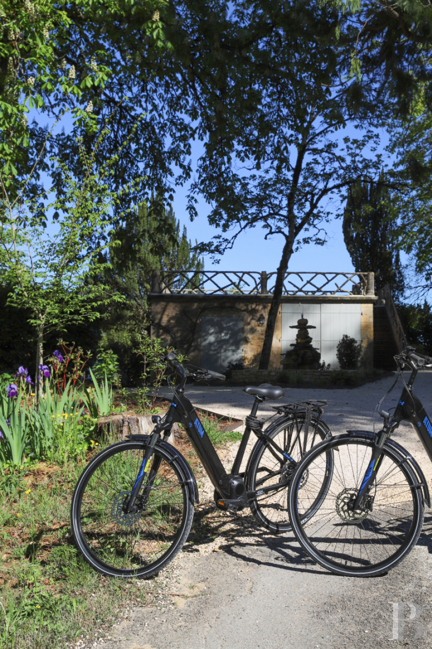 A 1920s house surrounded by a large park in the heart of Sarlat, in the Dordogne - photo  n°7